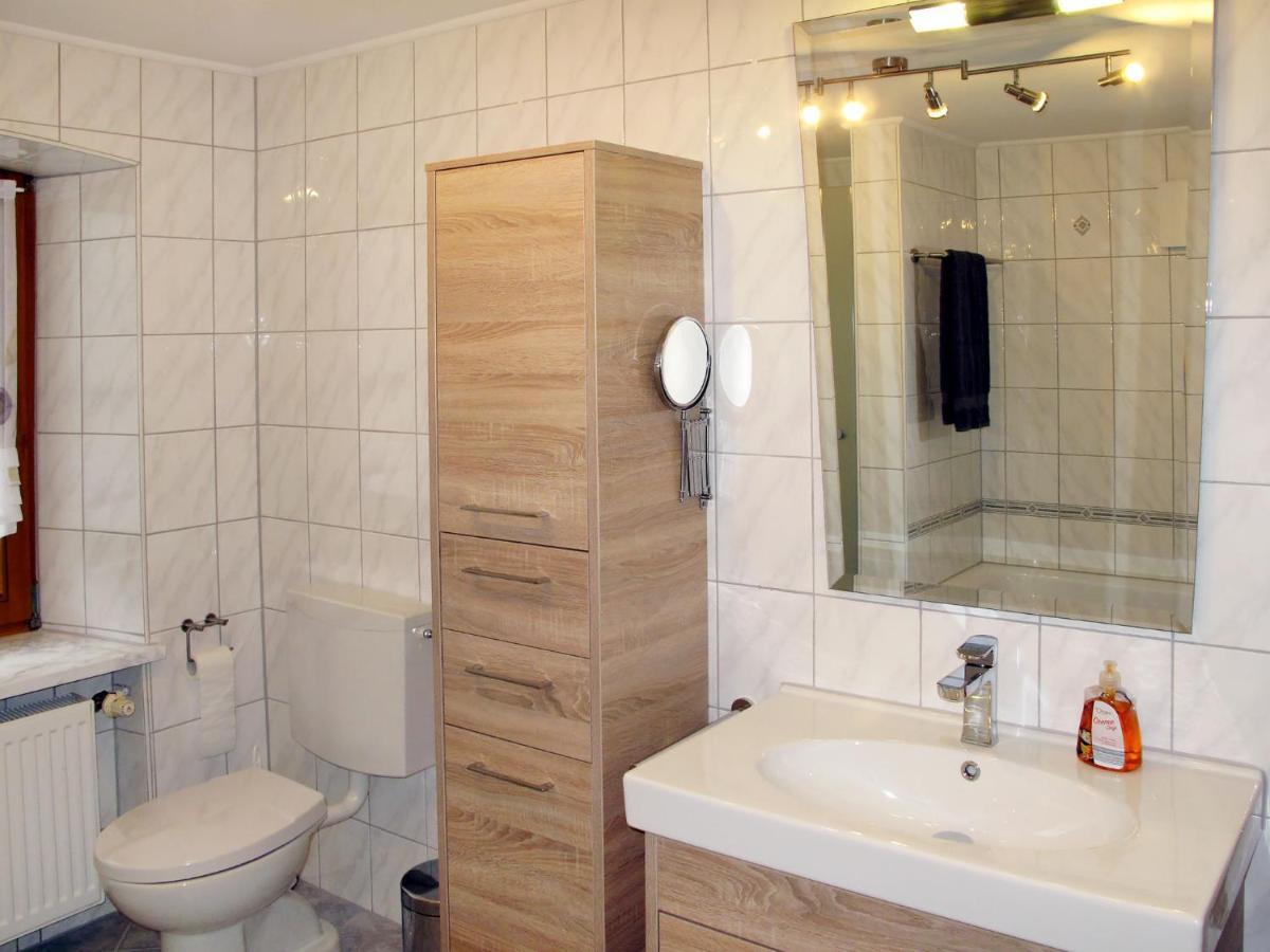 Apartment Freisinger-1 By Interhome Zachenberg ภายนอก รูปภาพ
